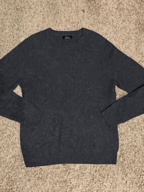 Quince Mongolian Cashmere Crewneck Sweater
